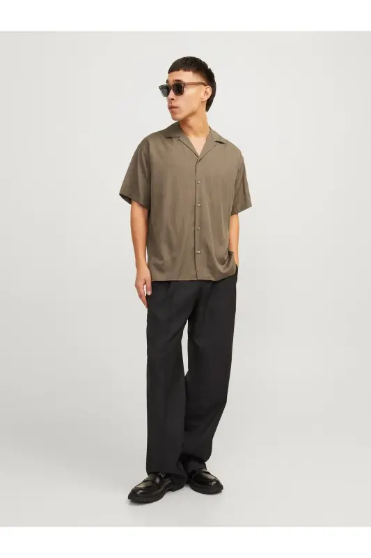 Men's V-Neck Shirt JPRCCAARON RESORT SHIRT S/S LN 12251027 - 2