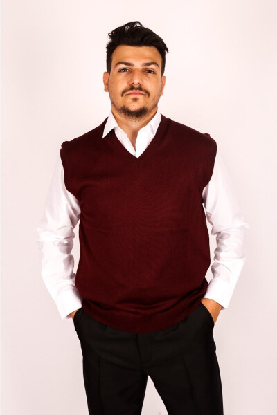 Men's V-Neck Wool Knit Burgundy Fine Knit Sweater - 1