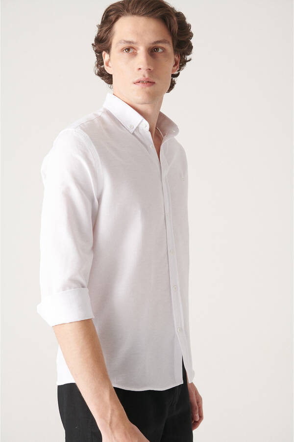 Men's White Button-Down Easy-Iron Oxford Cotton Regular Fit Shirt E002000 - 21