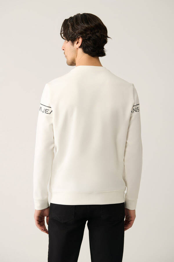 Men's White Crew Neck Sweatshirt - 9