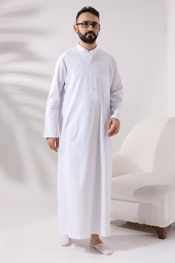 Men's White Floor-Length Thawb for Hajj and Umrah - 1