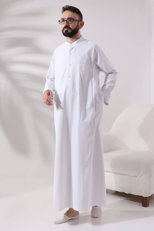 Men's White Floor-Length Thawb for Hajj and Umrah - 3