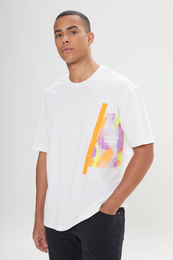 Men's White Loose Fit Oversized 100% Cotton Soft Touch Printed Crew Neck T-Shirt - 8