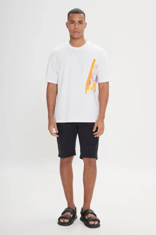 Men's White Loose Fit Oversized 100% Cotton Soft Touch Printed Crew Neck T-Shirt - 3