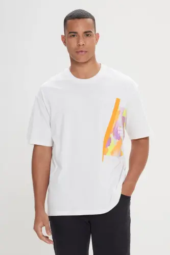 Men's White Loose Fit Oversized 100% Cotton Soft Touch Printed Crew Neck T-Shirt - 4