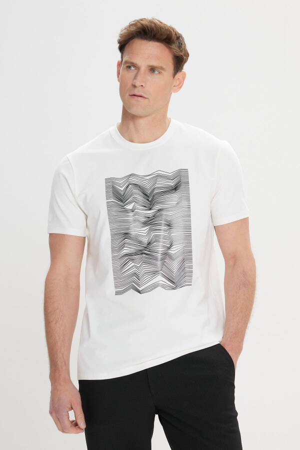Men's White Slim Fit Narrow Cut Cotton Flexible Printed Crew Neck T-shirt - 1