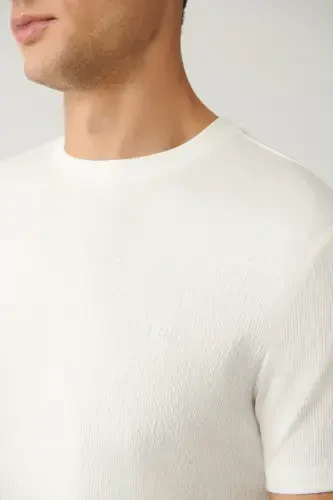 Men's White T-shirt Crew Neck Jacquard Cotton Regular Fit A41y1322 - AVVA (1)