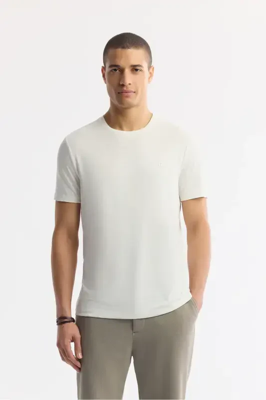 Men's White T-shirt Soft Touch Crew Neck Regular Fit B001031 - 6