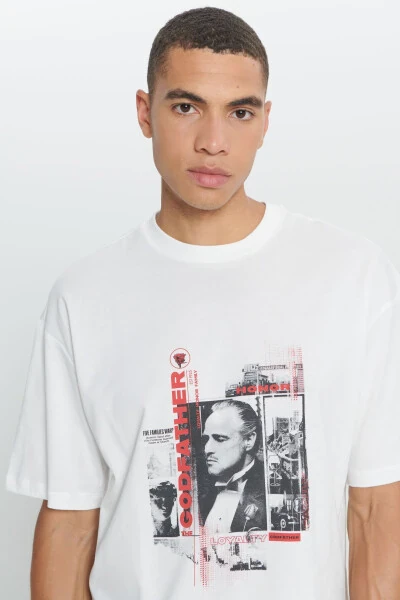 Men's White The Godfather Licensed Loose Fit Oversize 100% Cotton Crew Neck Printed T-Shirt - 4