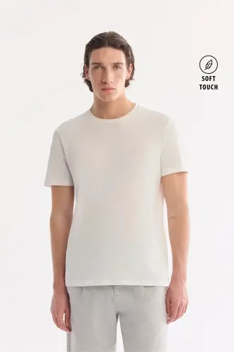Men's White Ultrasoft Crew Neck Plain Regular Fit Modal T-shirt B001171 