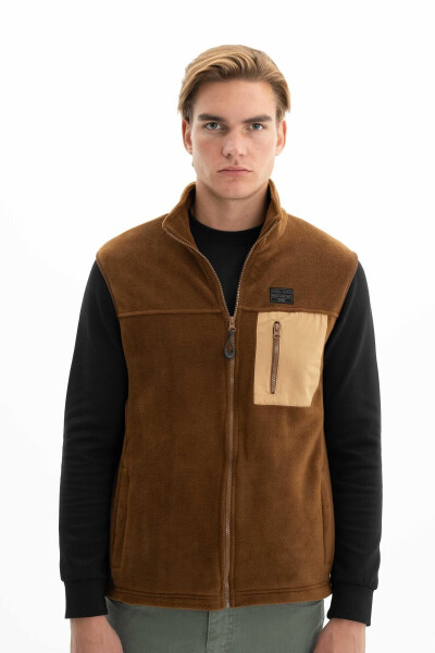 Men's Winter Vest K26424674201 - 9