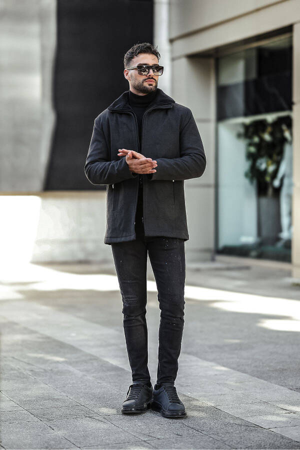 Men's wool blend, double collar, fur-trimmed, zippered, quilted lined, cashmere coat. - 2