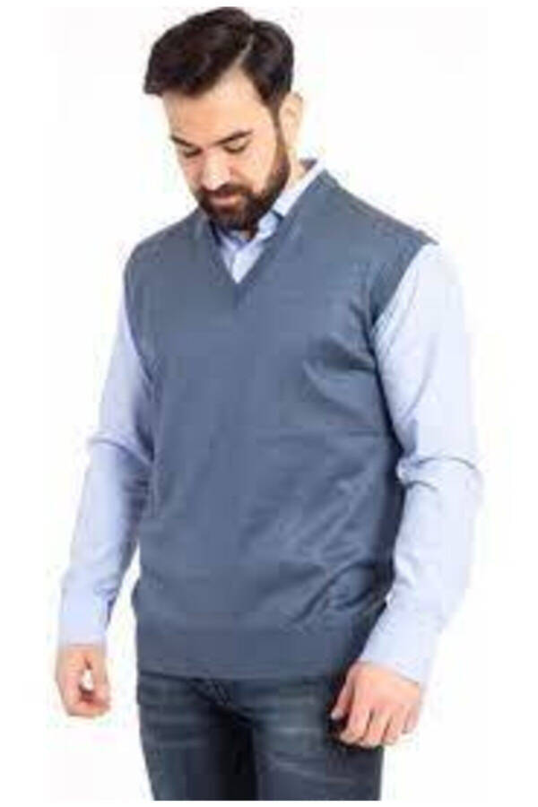 Men's Wool Sweater - 1