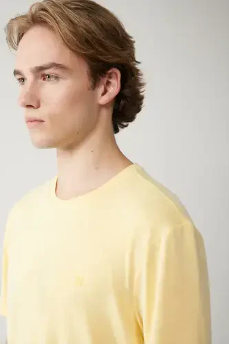 Men's Yellow Soft Touch Crew Neck T-shirt B001031-Yellow - AVVA (1)