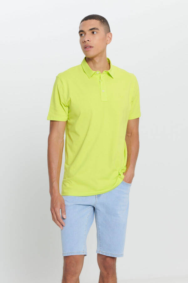 Men's Yellow Standard Fit Regular Fit 100% Cotton Logo Detailed Polo Neck T-Shirt - 3