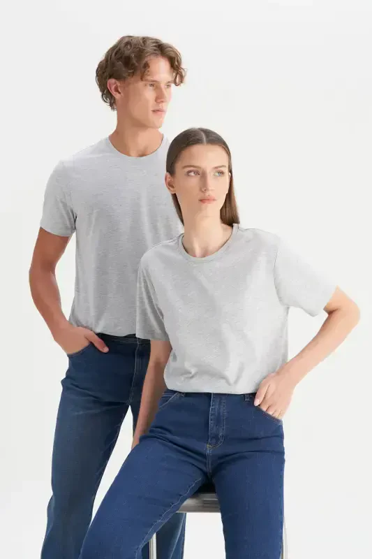 Men's/unisex Gray Melange Cotton Slim Fit Narrow Cut Crew Neck Basic T-shirt-Gray Melange - 5