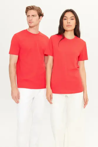 Men/Unisex Red 100% Cotton Slim Fit Crew Neck Basic T-Shirt-Red - MODAZONE (1)