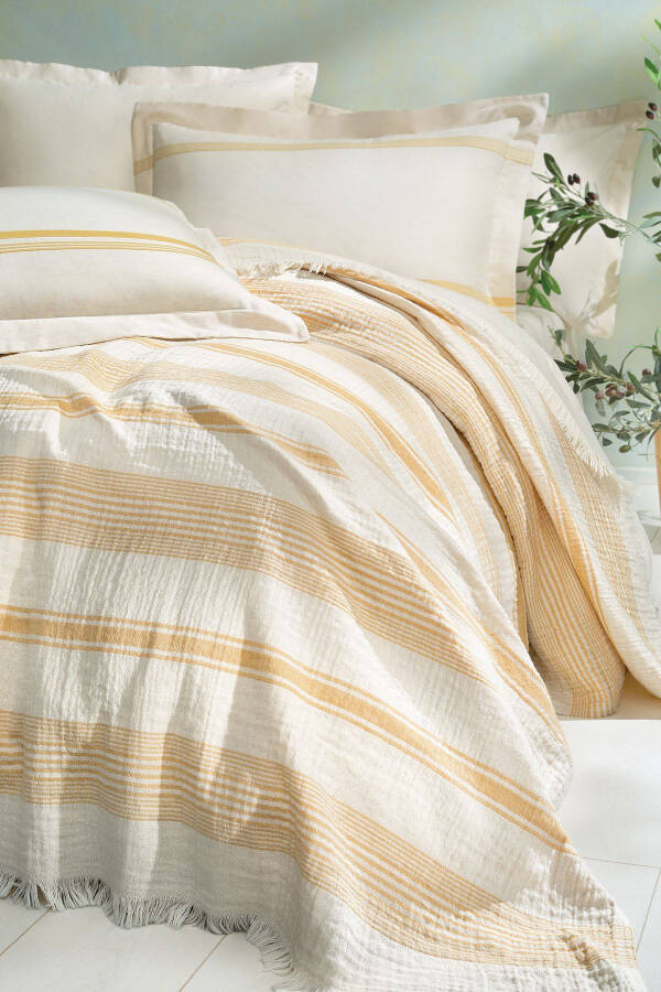 Meri Double Bed Quilt Set - Mustard - 2