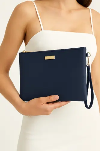 Metal Aksesuarlı El Askılı Portföy Clutch Çanta-Lacivert 