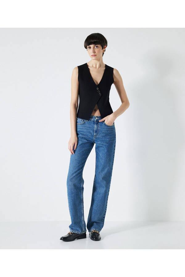 Metal Aksesuarlı Triko Yelek - 3