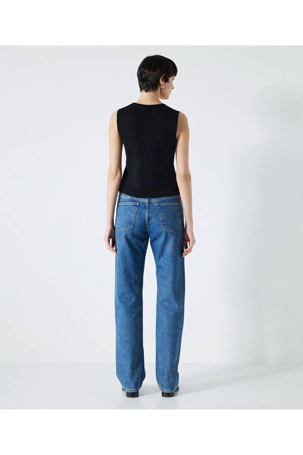 Metal Aksesuarlı Triko Yelek - 5