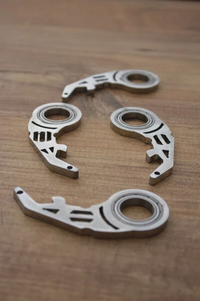 Metal Keyrambit Gun Pro Keychain, Bottle Opener Function, Unbreakable Metal - Chrome Color - KEYRAMBITCIDAYI (1)