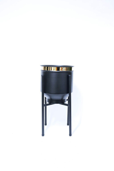 Metal Saksı Ayaklı Çiçeklik Siyah Gold Detaylı Dekoratif Saksı Vazo Saksılık 41x21cm - Siyah - 2