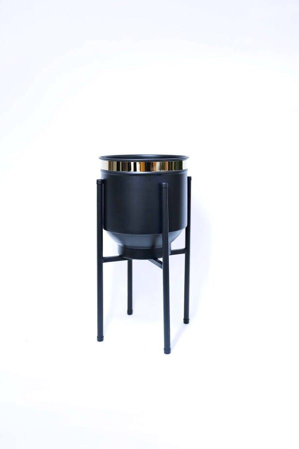 Metal Saksı Ayaklı Çiçeklik Siyah Gold Detaylı Dekoratif Saksı Vazo Saksılık 41x21cm - Siyah - 4