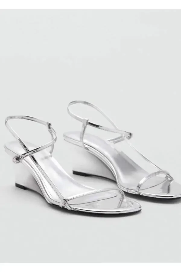 Metallic heeled sandals - 1