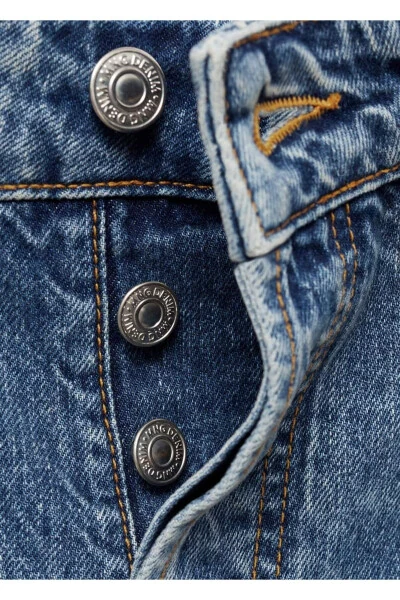 Mid-rise distressed straight leg jeans - 6