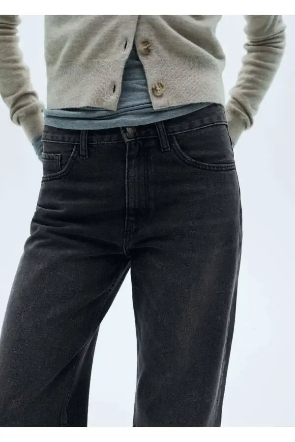 Mid Rise Straight Leg Jean - 7