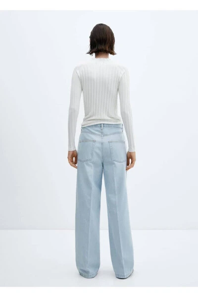 Mid-Rise Straight Leg Jean - 19