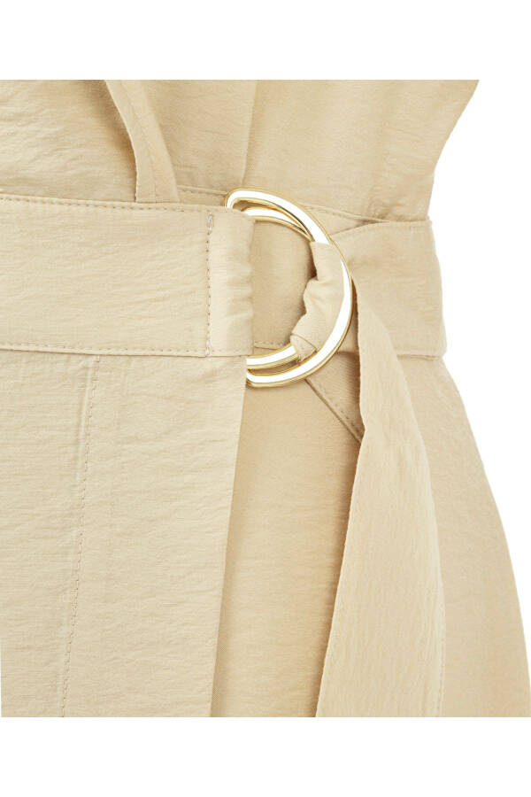 Midi dress with a crossover neckline - 4