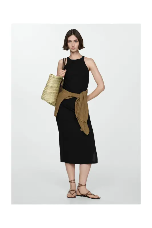 Midi-dress with slit - Black - 2