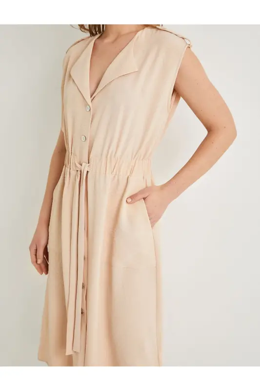 Midi Gömlek Elbise Beli Kuşaklı Düğmeli Cepli Apoletli - Ekru - 11