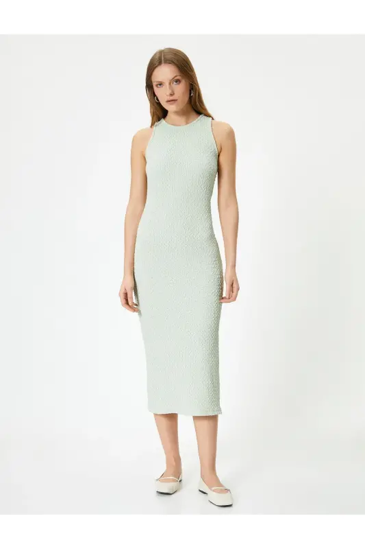 Midi-Kleid mit Neckholder-Ausschnitt, strukturiert - Hellgrün - 3