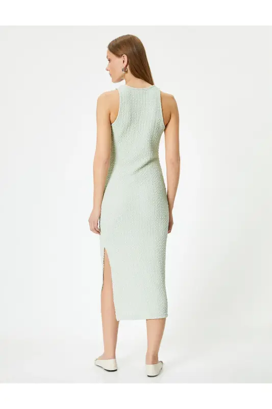 Midi-Kleid mit Neckholder-Ausschnitt, strukturiert - Hellgrün - 4