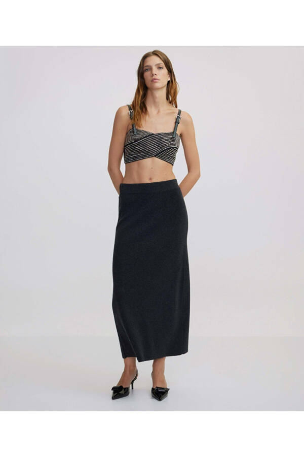 Midi knitted skirt - 1
