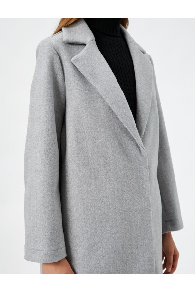 Midi length, wool coat. - 4