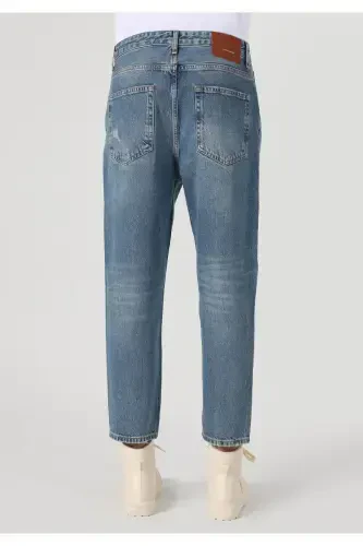 Milas, loose fit blue men's jeans. - COLIN’S (1)