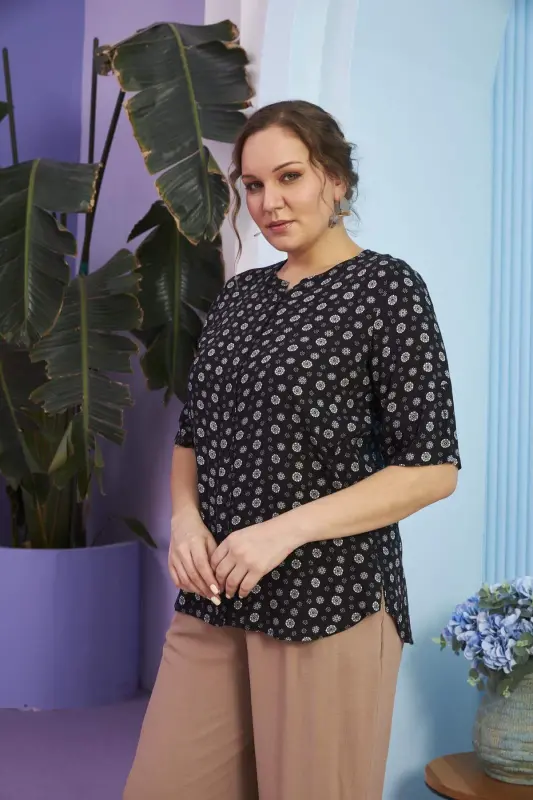 Mini Floral Print Plus Size Black Shirt - 3