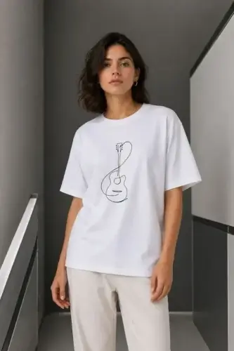 Minimal Gitar Baskılı Tişört T-Shirt Yazlık Kısa Kol Bisiklet Yaka T-Shirt - Beyaz - 1