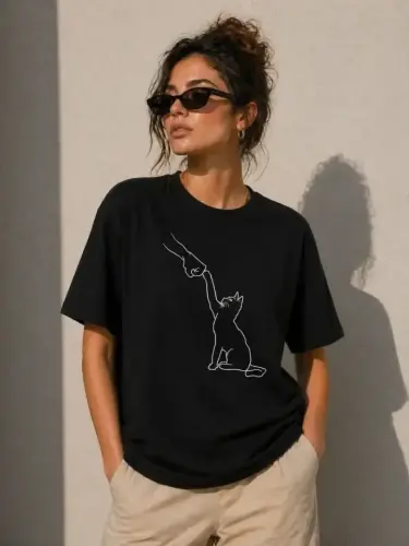 Minimal Kedi Çizim Baskılı Tişört Kısa Kol Yazlık T-Shirt - Siyah - BÜYÜKBEDENIZ (1)