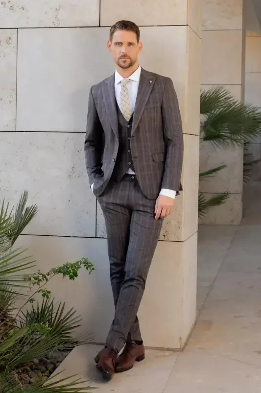 Modazone Erkak QAHVA Poliviskon Trend Jiletli Ekoseli Slim Fit Sivri Yoqali Takim Elbise - 4