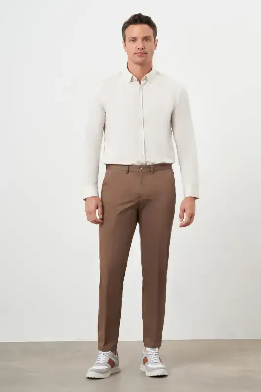 Modazone Erkak QAHVA Yozgi Paxta Yon cho'ntak Dynamic Fit Chino Shim - 5