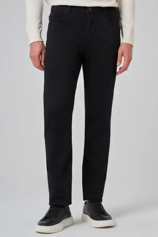 Modazone Erkak Qora Denim 5 cho'ntak Dynamic Fit Jean Jinsi Shim - MORVEN