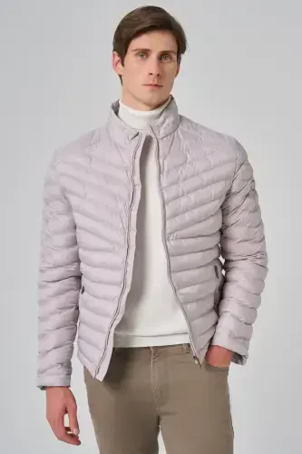 Modazone erkaklar ekru polyester qisqa kapitone palto 