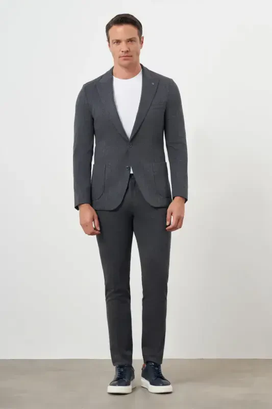 Modazone Erkaklar Kulrang Poliviskoz Trend Chiziqli Naqshli Slim Fit O'tkir Yoqali Kostyum - 1