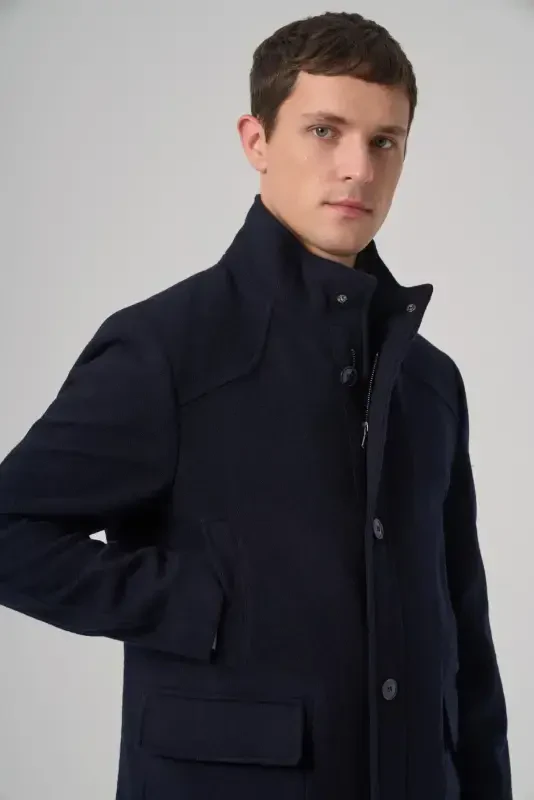 Modazone Erkaklar to'q ko'k jun Dynamic Fit Borgio chiqadigan yoqali palto - 4