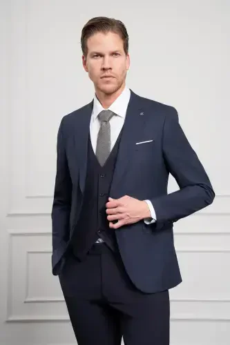 Modazone Erkaklar to'q ko'k trend jiletli kombinatsiyalangan junli slim fit uchli yoqali kostyum - 1